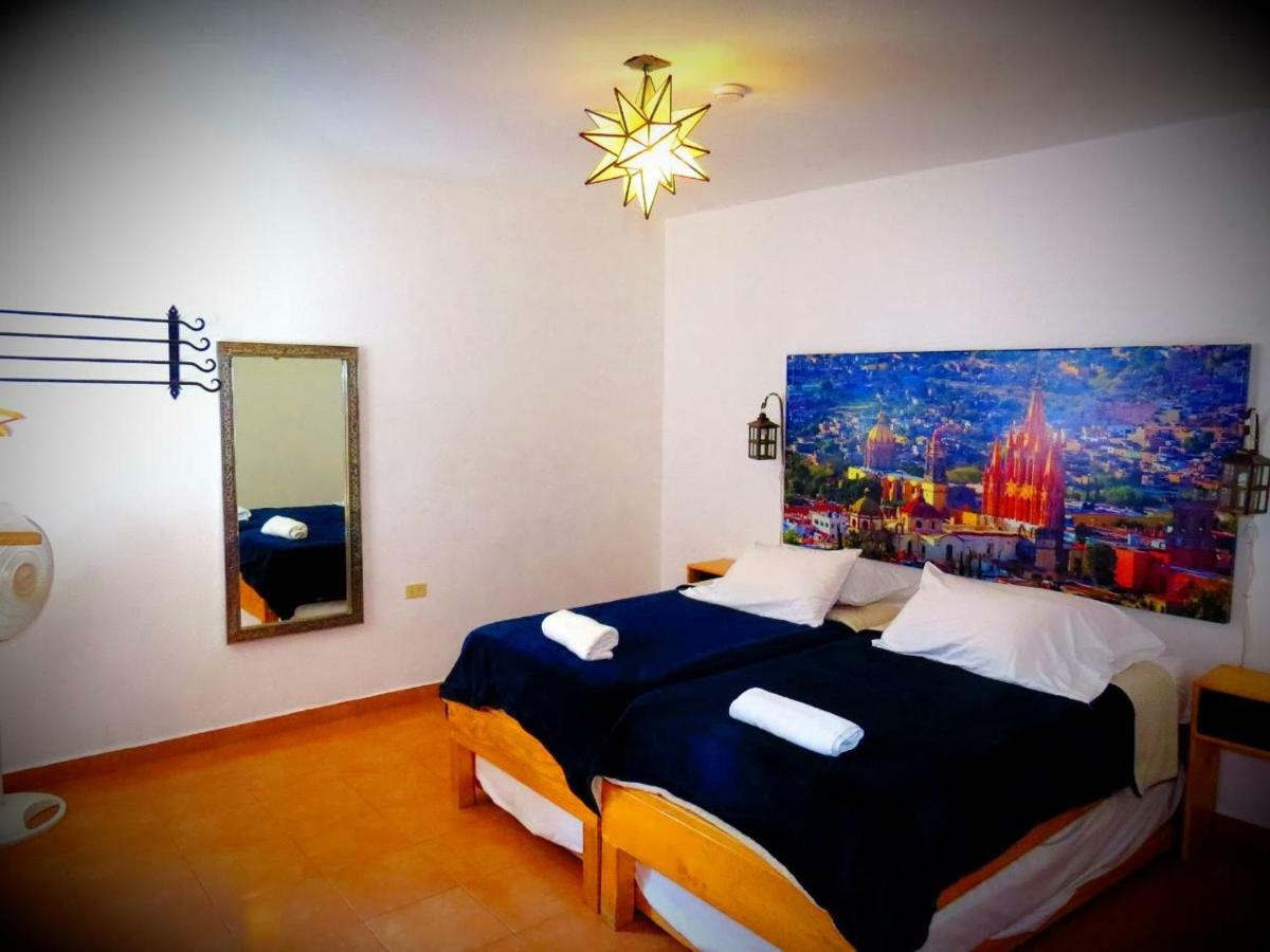 La Catrina Hostel ซานมิเกล เด อาเญนเด ภายนอก รูปภาพ
